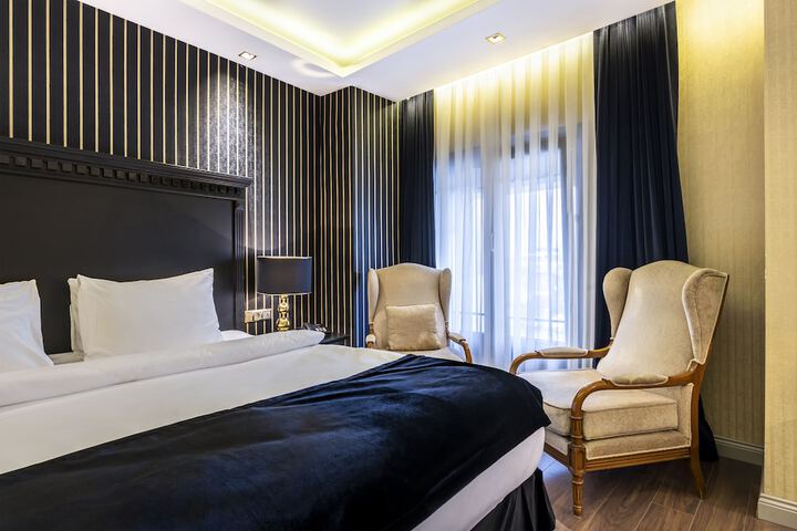 Room 14 of 72