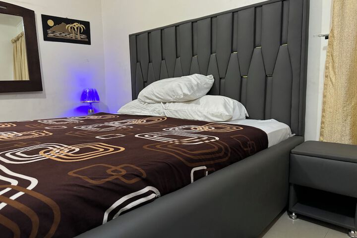 Room 7 of 53