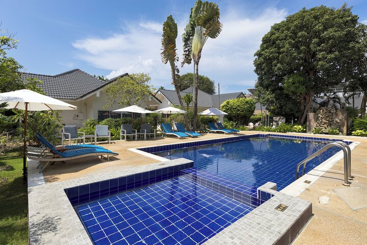 Pool 74 of 100
