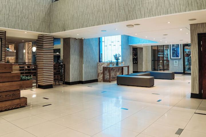 Hotel Interior 4 of 37