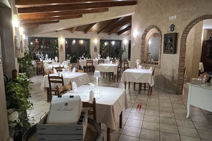 Dining 139 of 183