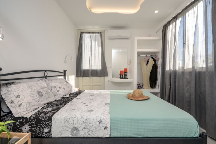 Room 12 of 42