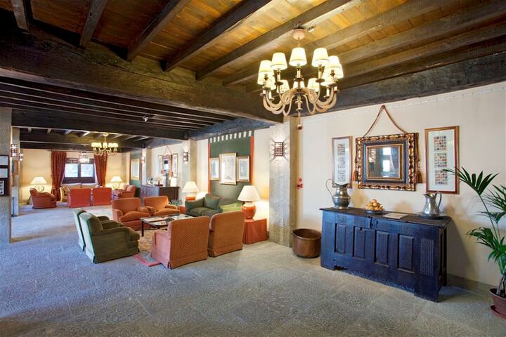 Hotel Lobby