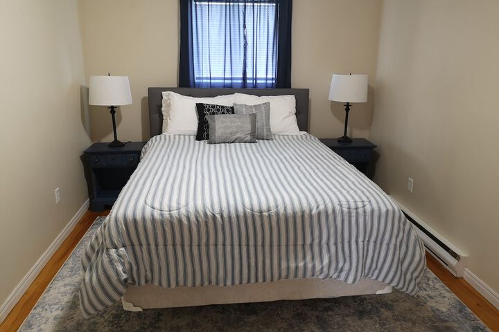Room 13 of 22