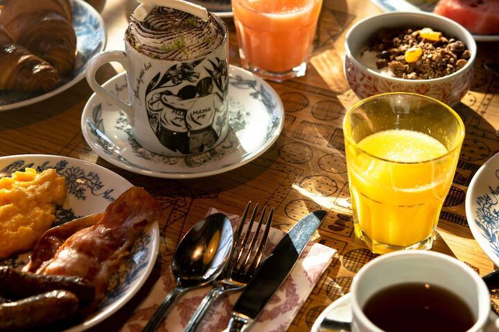 Breakfast/Coffee Service 66 of 151