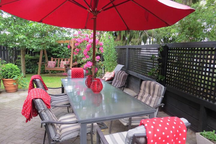 Terrace/Patio 11 of 36