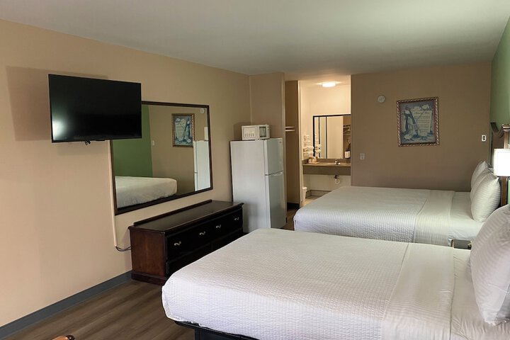 Room 4 of 23