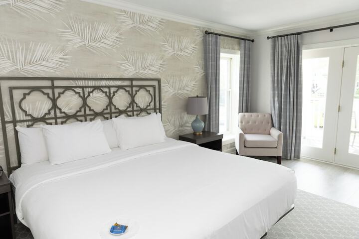 Room 20 of 49