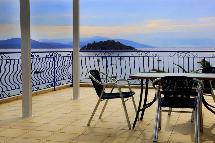 Terrace/Patio 5 of 23