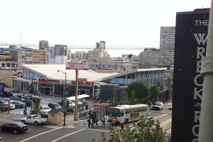 Photo 28