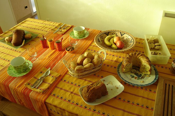 Breakfast/Coffee Service 20 of 37