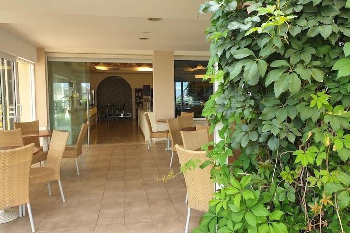 Terrace/Patio 49 of 52