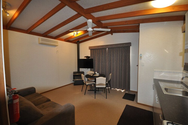 Room 17 of 42