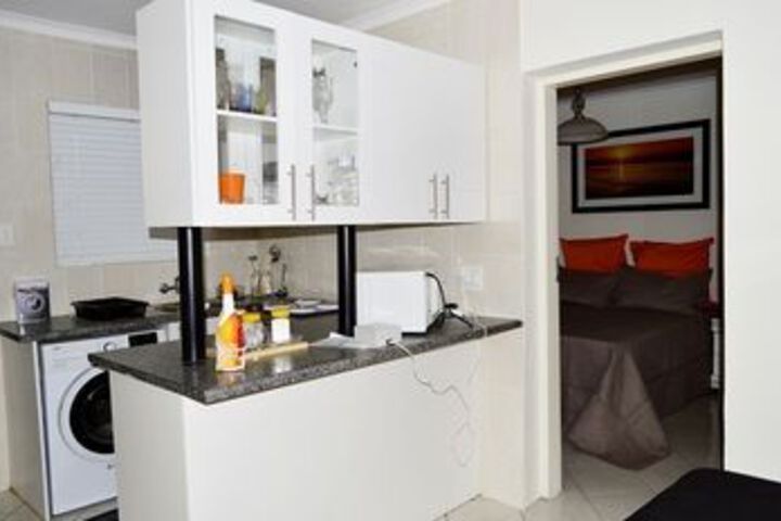 Room 32 of 50