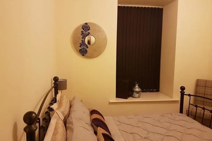 Room 3 of 17