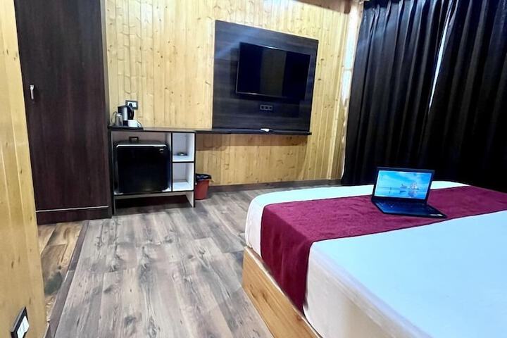 The Walnut Homestay Kasauli PerfectStay