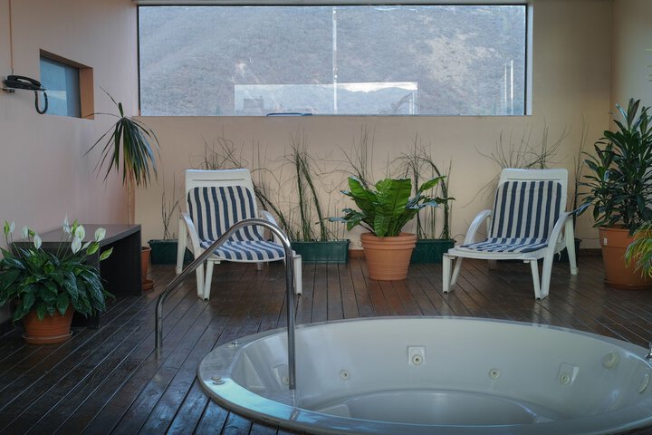 Spa 36 of 45