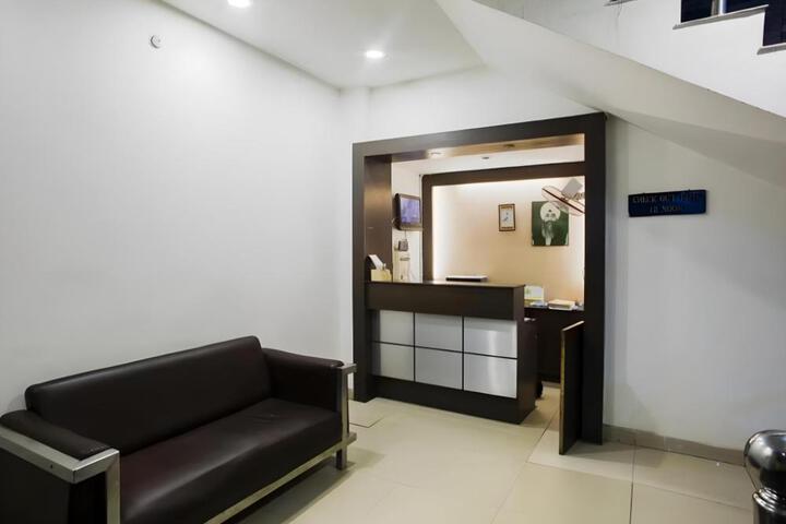 Hotel Crown Plaza