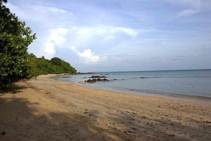 Beach 33 of 50