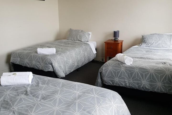 Room 12 of 40