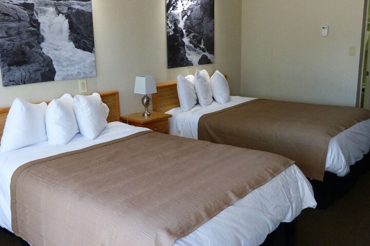 Room 9 of 40
