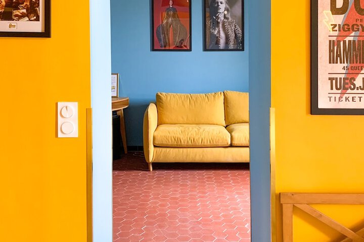 Room 12 of 107