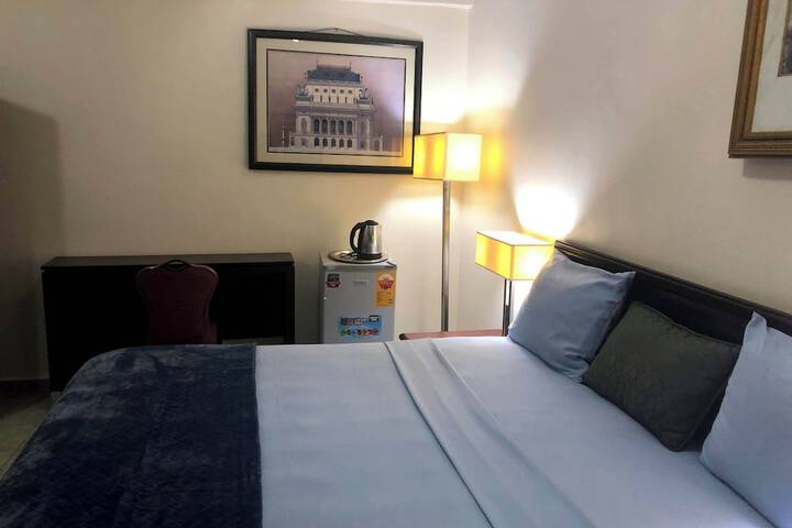 Room 15 of 35
