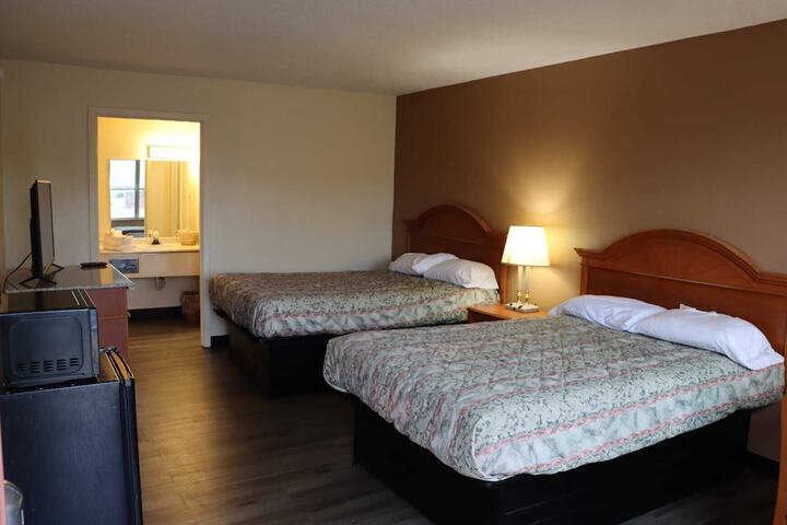 Room 21 of 43