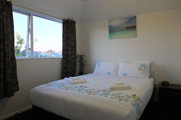 Room 4 of 31