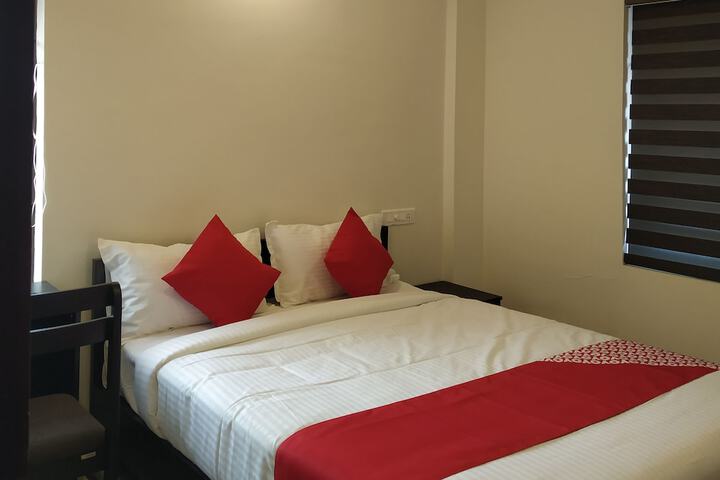 Room 4 of 60