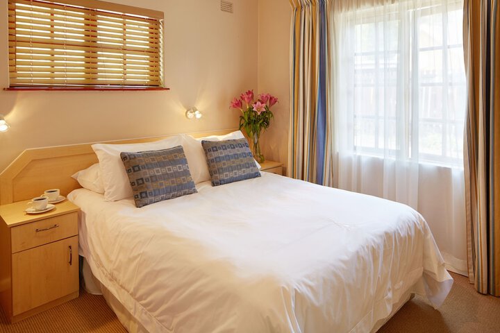 Room 3 of 17