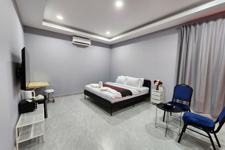 Room 19 of 65