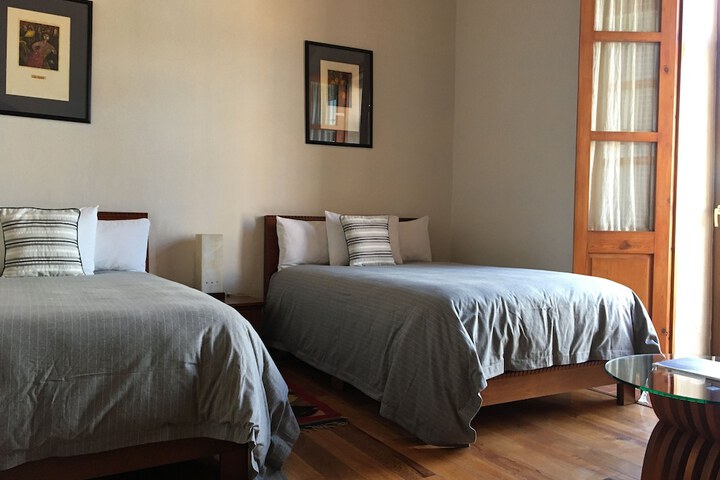 Room 32 of 123