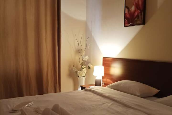 Room 16 of 41