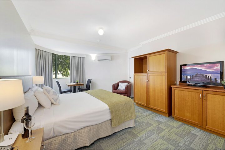 Room 14 of 84