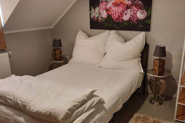 Room 3 of 11