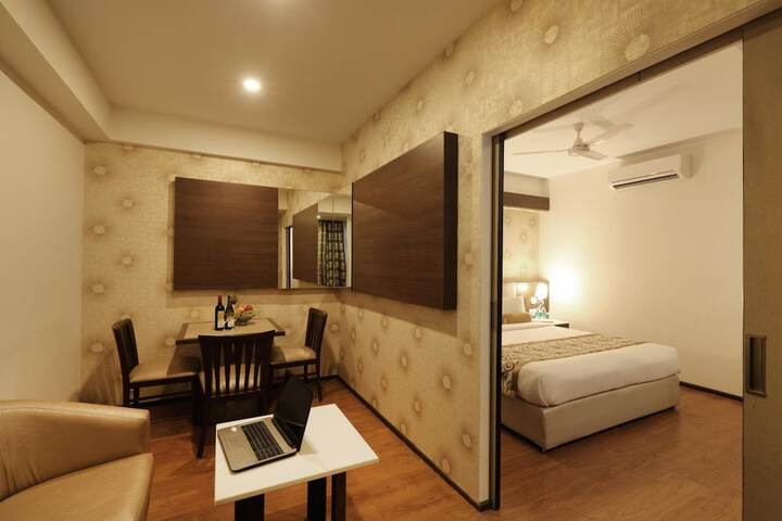 Room 10 of 44