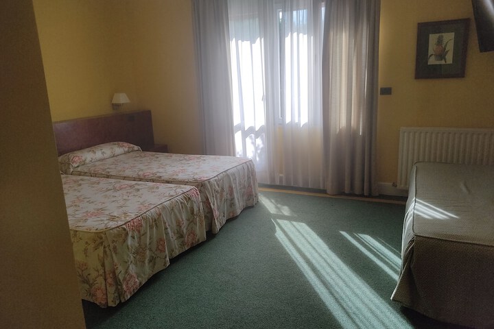 Hotel Suite Mioño Castro