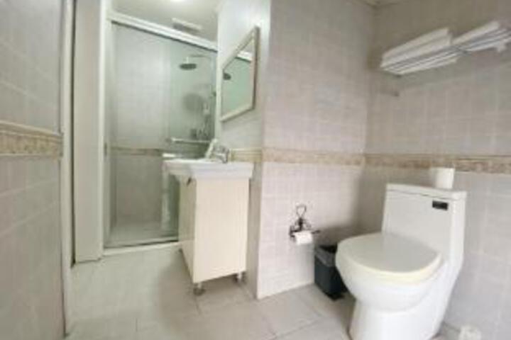 Weinuo Hotel