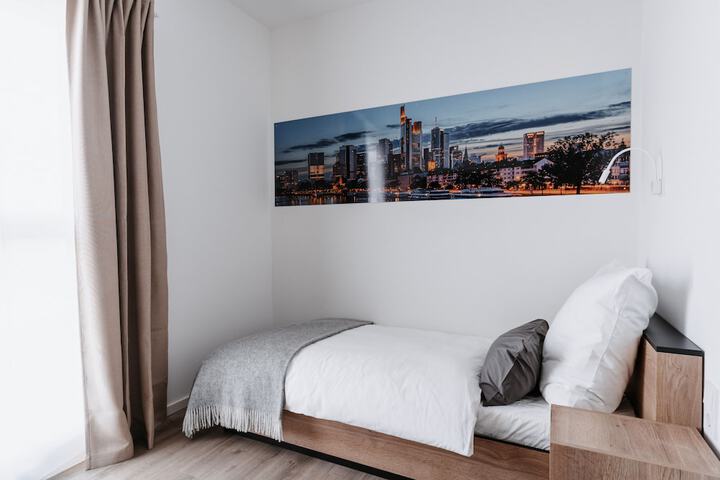 Room 45 of 86