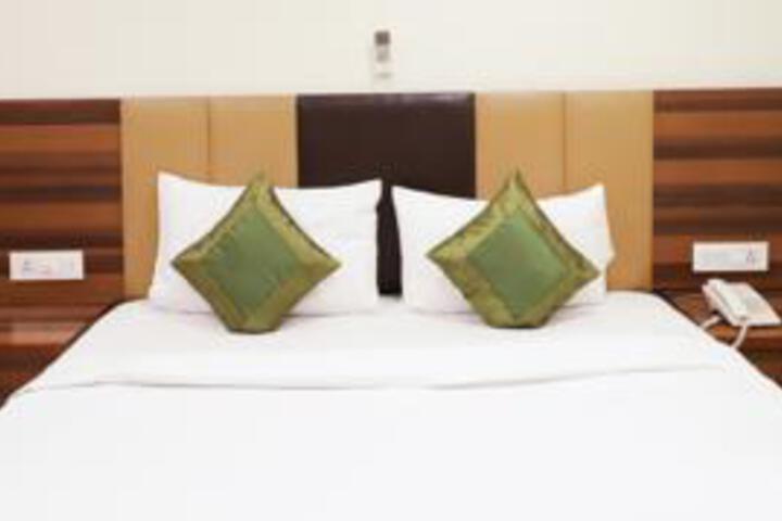 OYO 1211 Hotel Grand Horizon