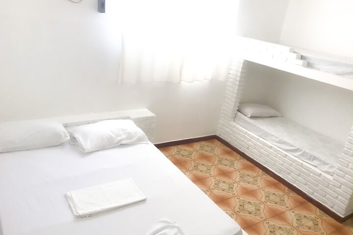 Room 10 of 15