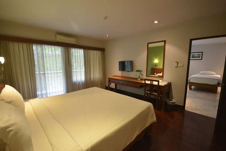 Room 15 of 35