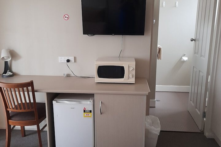 Room 11 of 86
