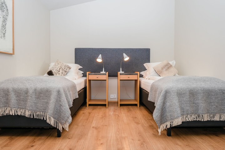 Room 13 of 67