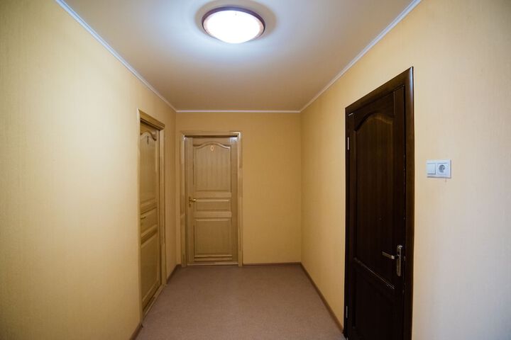 Room 22 of 64