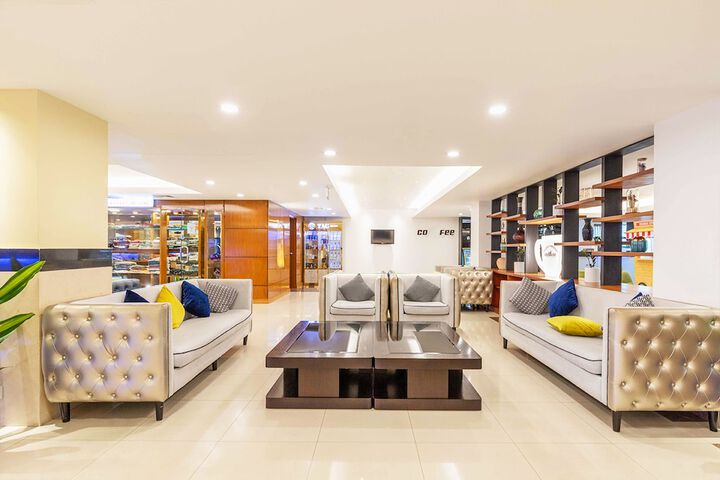 Hotel Lobby