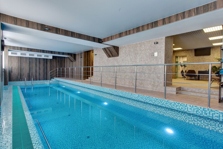 Pool 81 of 125
