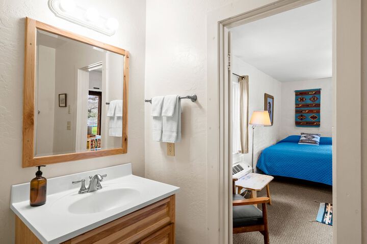 Room 11 of 64