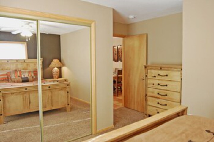 Room 21 of 31